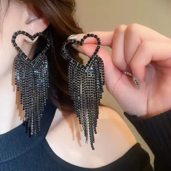 Black Heart Crystal Dangle Earring fashionnsio