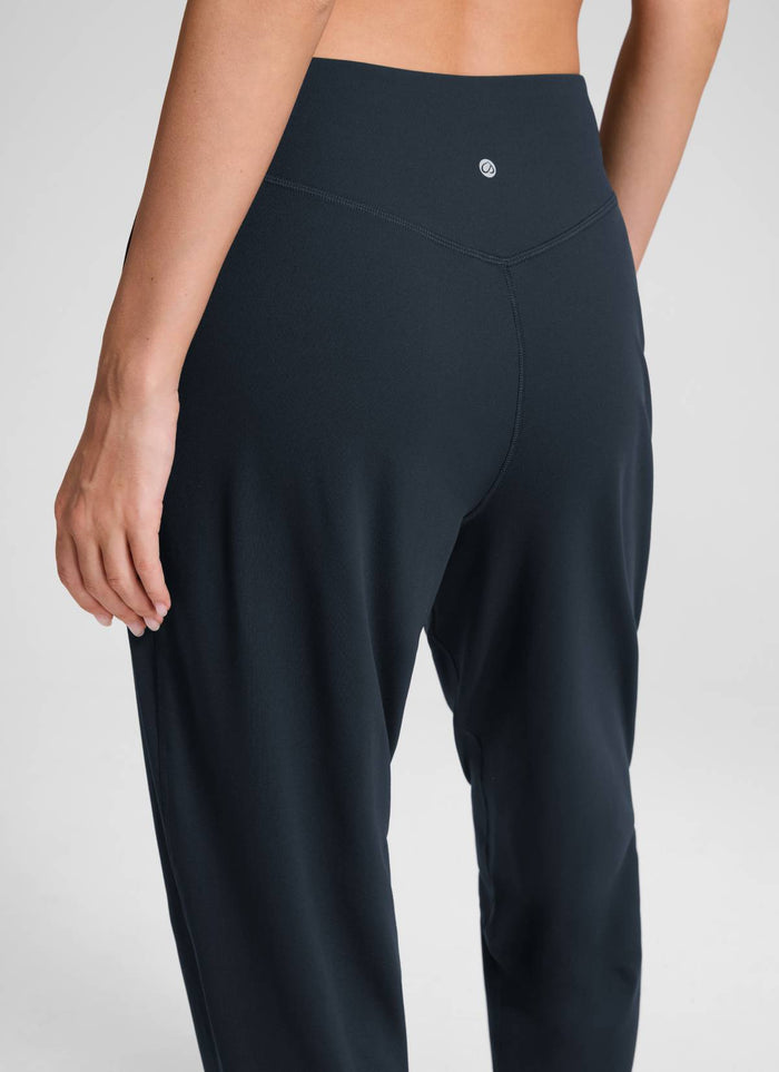 CRZ YOGA Women's Butterluxe Yoga High Rise Pocket Jogger 28" True Navy