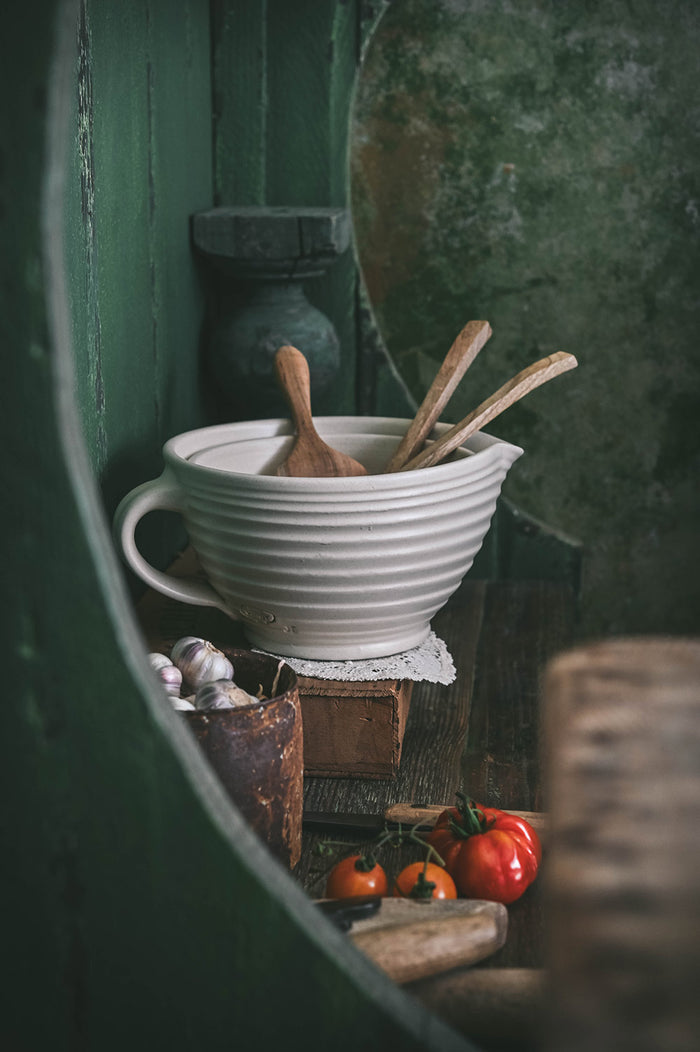 Ceramic Pour Batter Bowl
