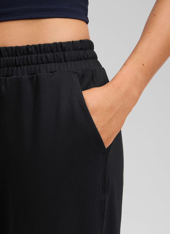 CRZ YOGA Women's Workout High Rise Drawstring Pocket Jogger 27.5" Black