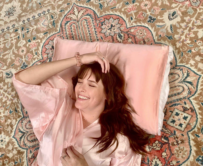 Dusty Pink Silk Pillow Sleeve for Luxurious Sleep and Comfort