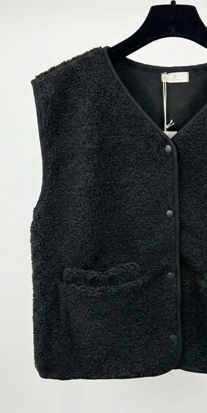Fleece Vest