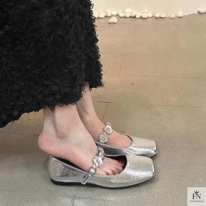 Floral Embellish Mary Jane Flats - Fashionnsio
