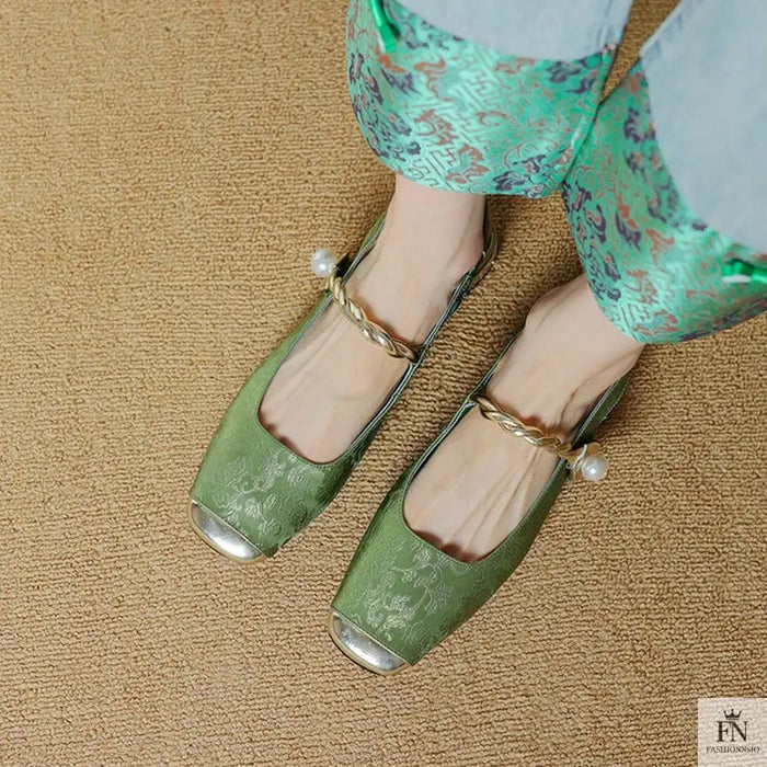 Floral Print Pearl Diamond Flats - Fashionnsio