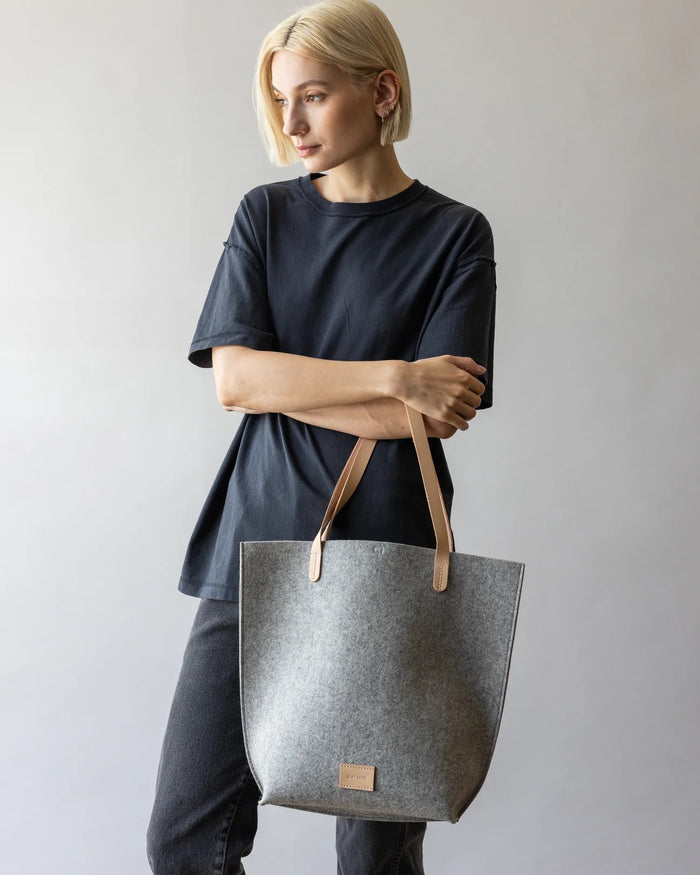 Hana Merino Wool Felt Tote, Granite Felt / Natural Leather
