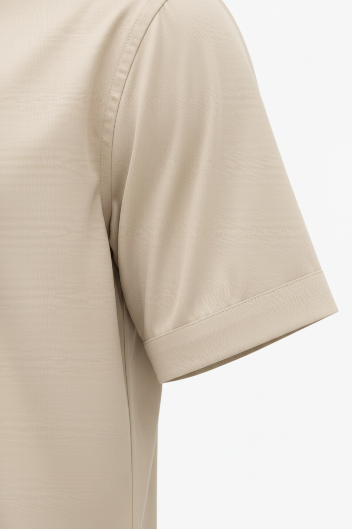 Wam Denim Brylor Beige Shirt – short sleeve and hem detail with dark button