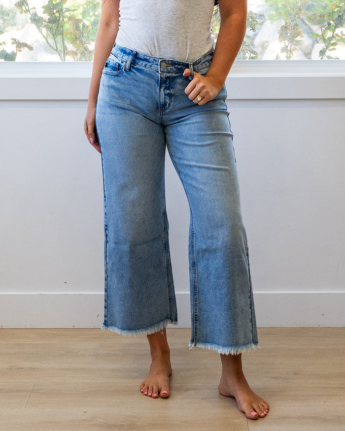 KanCan Logan Fray Hem Wide Leg Jeans KanCan