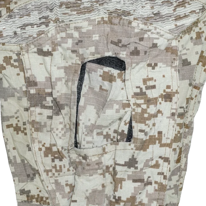 Lancer Tactical Desert Digital G3 Cut Trousers - Large - Army & Outdoors - Combat Trousers