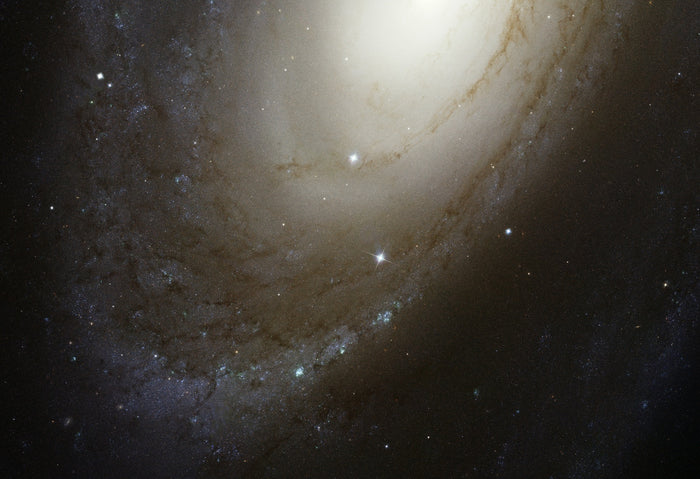 M81 – Hubble Space Telescope Image