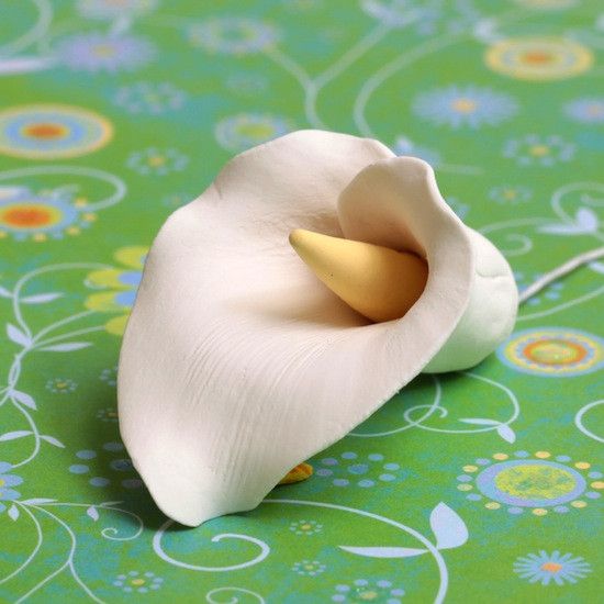 Medium Calla Lilies - White