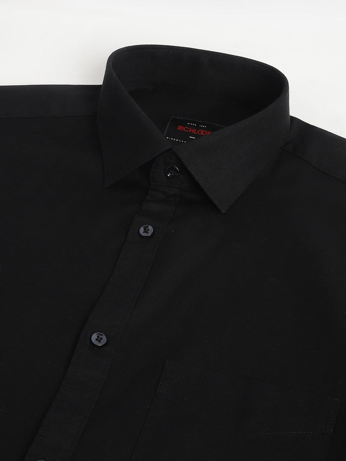 men-black-regular-fit-solid-formal-shirt-rlss24s-0057-black