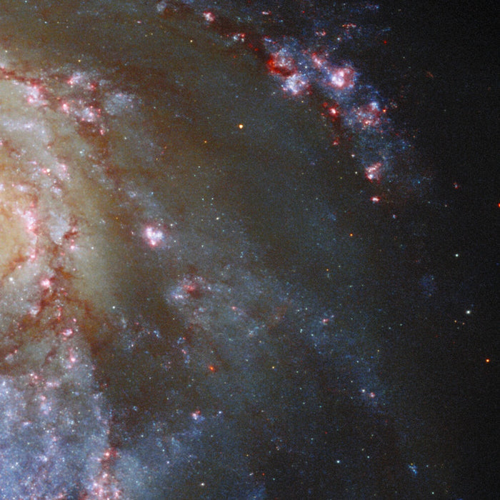 NGC 6984 – Hubble Space Telescope Image