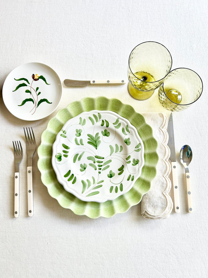 Oyster Dinnerware - Spring Green S/4