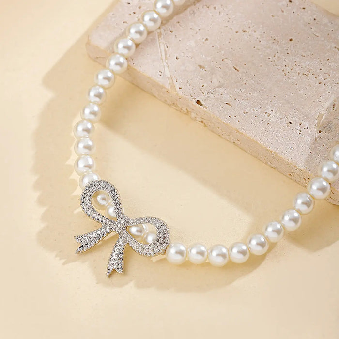 Pearl Bow Necklace fashionnsio