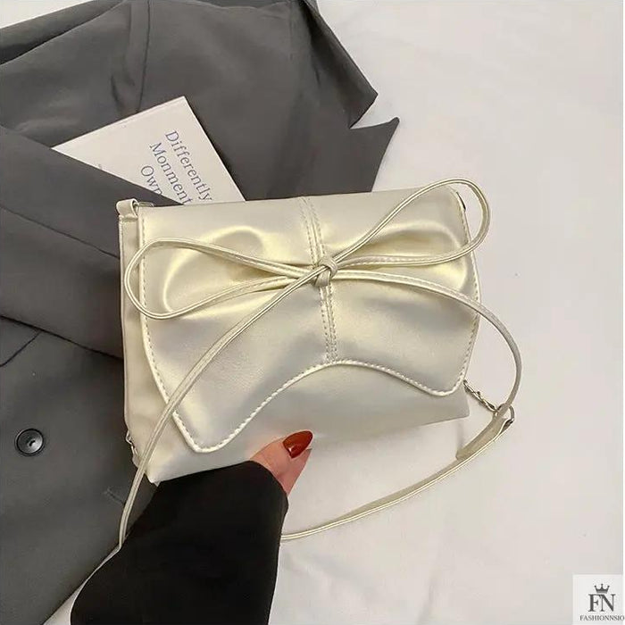 Pearlescent Chain Bow Sling Bags - Fashionnsio