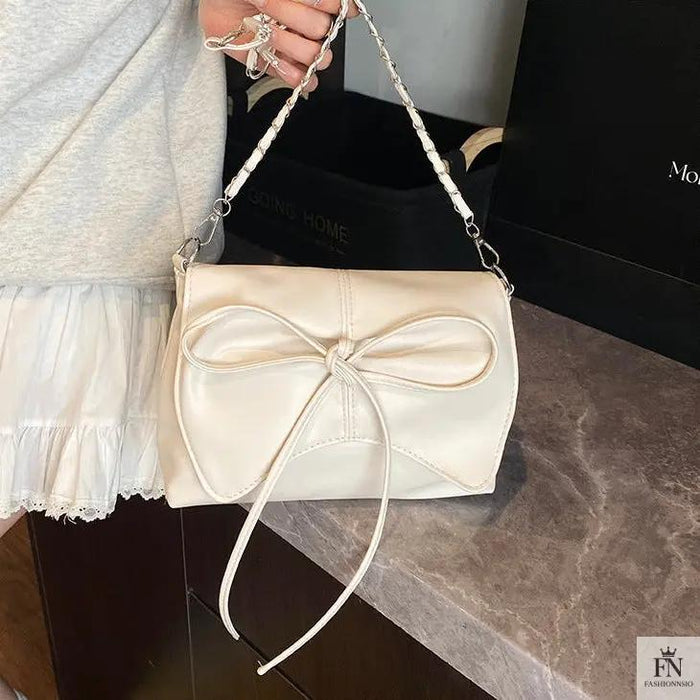 Pearlescent Chain Bow Sling Bags - Fashionnsio