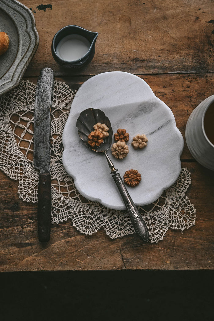 Petal Marble Spoon Rest - White