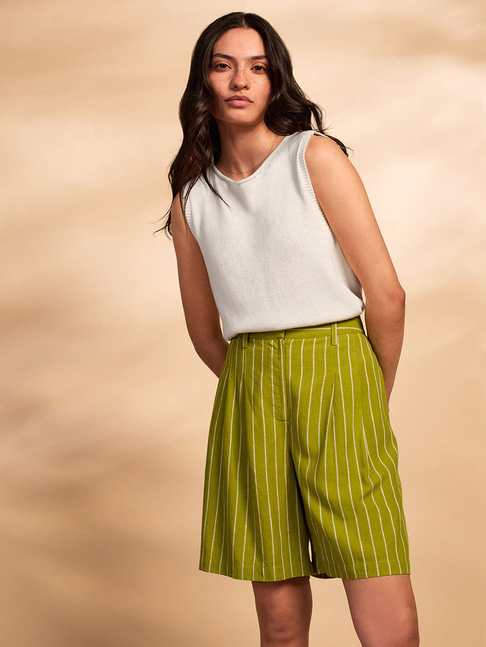 Pleat Front City Shorts