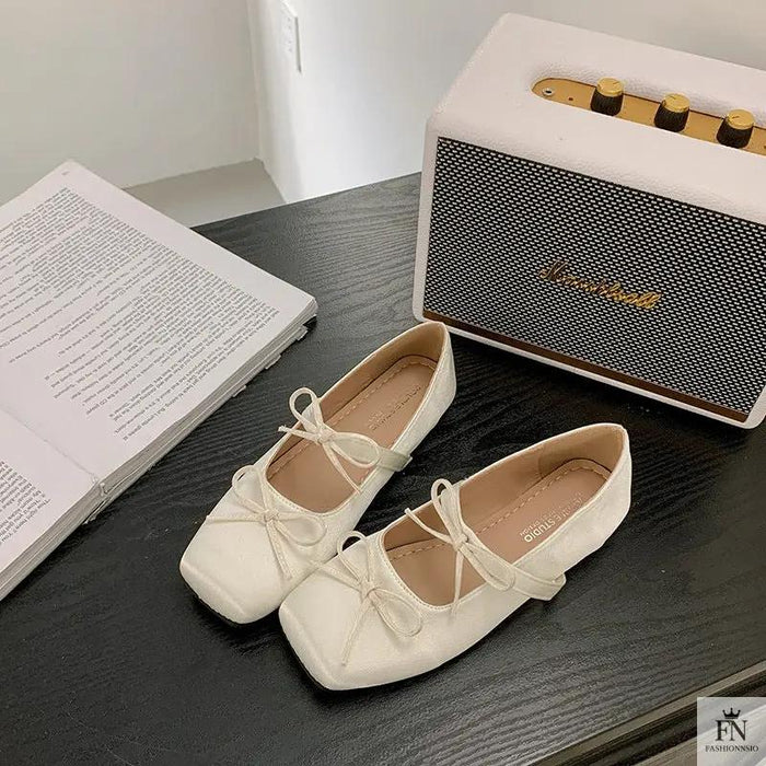 Beige / 35