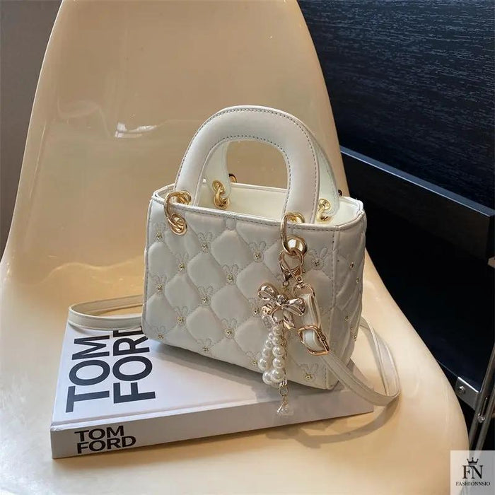 Quilted Diamond Embroidered Handbags - Fashionnsio