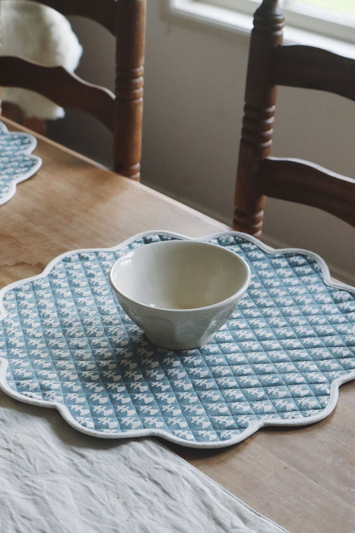 Quilted Scallop Placemat