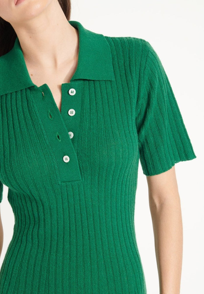 AVA 17 Robe col polo en cachemire déjaugé vert émeraude
