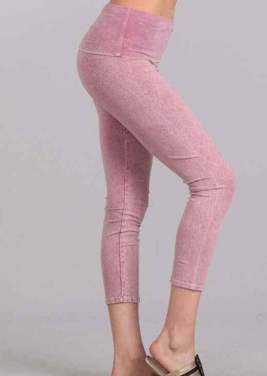 Rose Lilac Capri Leggings - Mineral Washed Comfort and Style