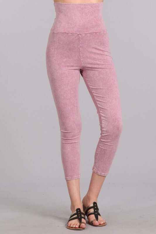 Rose Lilac Capri Leggings - Mineral Washed Comfort and Style