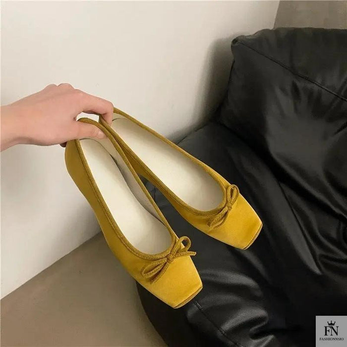 Yellow / 35