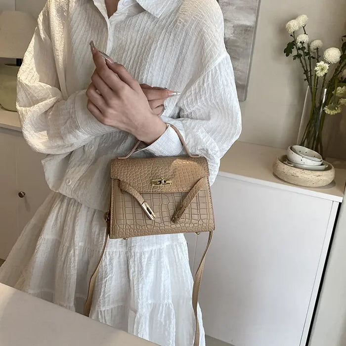 Stylish Textured Handbags fashionnsio