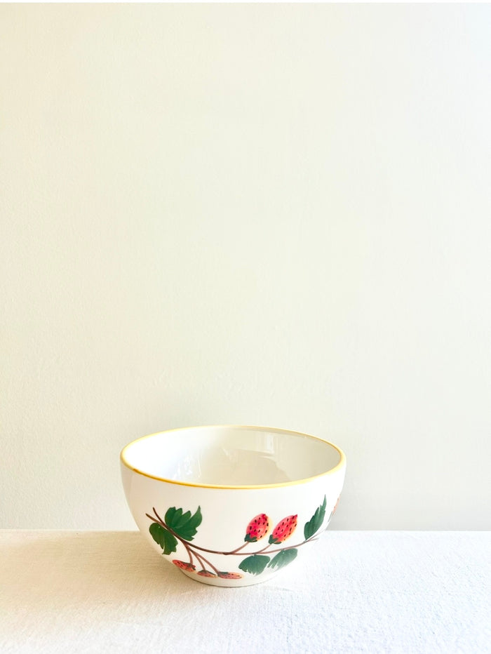 Sweet Berry Soup Bowl ~ S/4