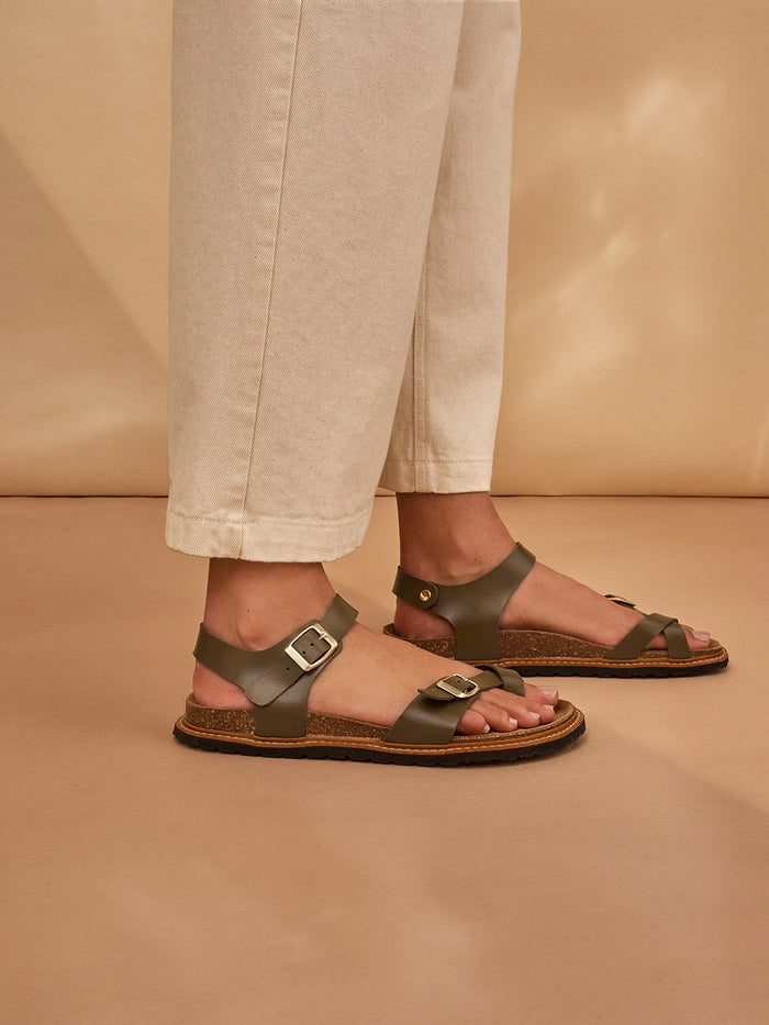 Toe Ring Leather Sandals