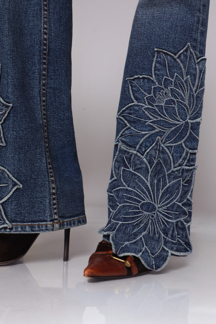 VICTORIA BOOTCUT / BLUE IRIS